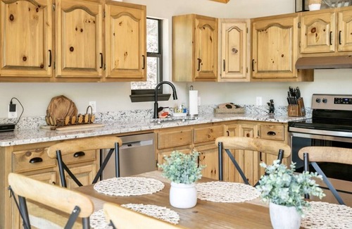 Unaka Casa | MOUNTAIN HOUSE ON THE LAKE - Lagniappe on the lake