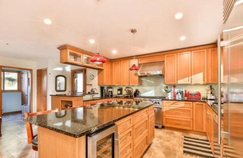 Maplecrest Apartamento | Mountain house w/stunning views & gourmet kitchen
