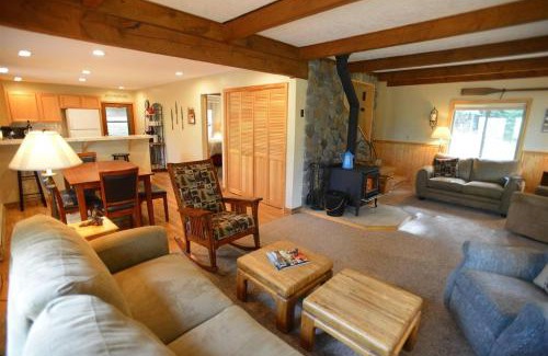 McCall Casa | Mountain Joy by Casago McCall - Donerightmanagement