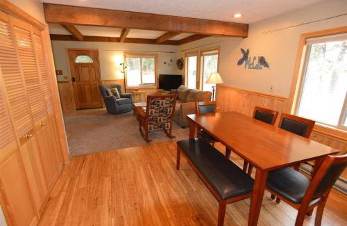 McCall Casa | Mountain Joy by Casago McCall - Donerightmanagement
