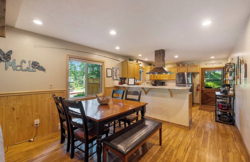 McCall Casa | Mountain Joy - Pet Friendly - Hot Tub - River access - Trail system - Yard games - Canoe