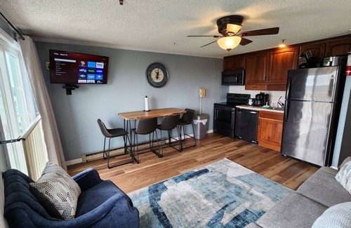 Snowshoe Condominio | Mountain Lodge 162 | Ski-in / Out | Vista del monte | Pvt Parking