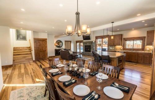Basalt Casa | Mountain Lodge Oasis w Hot Tub-Rio Grande Trail