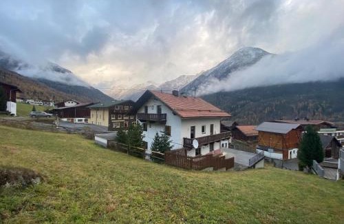 Soelden Chalet De Esquí | Mountain Lodge Sölden - Ski in Bike out Chalet
