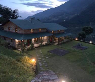 Lumle Cabina | Mountain Lodges of Nepal - Landruk