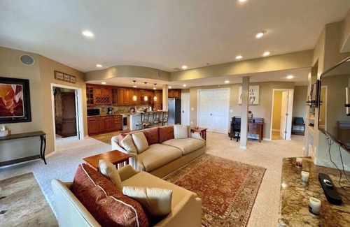 Larkspur Casa | Mountain Luxury and Views Galore Near Palmer Lake