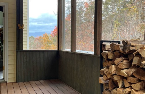 Dahlonega Casa | Mountain Magic in the Heart of Wine Country!