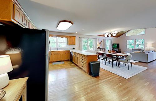 Canton Casa | Mountain Majesty