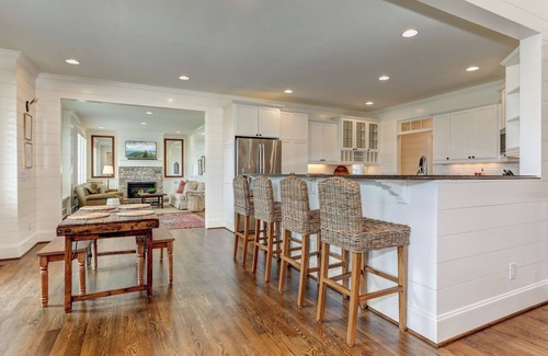 Big Canoe Casa | Mountain Manor - Mountain views and luxurious comfort in Big Canoe!