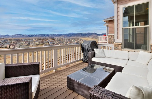 Leyden Casa | Mountain Marvel | Large Deck with Gorgeous Views, Ping-Pong & Workout Room