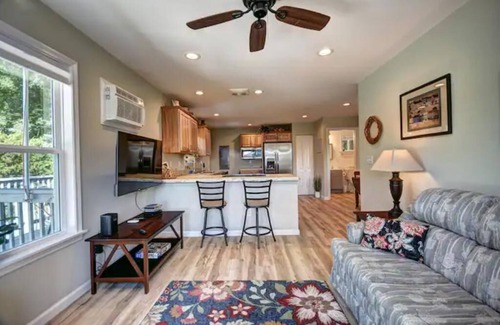 Waynesville Casa | Mountain Mist Guesthouse