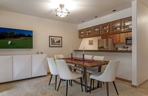 Beaver Creek Condominio | Mountain Modern Beaver Creek Condo, acceso directo a las pistas de esquí y bañera de hidromasaje