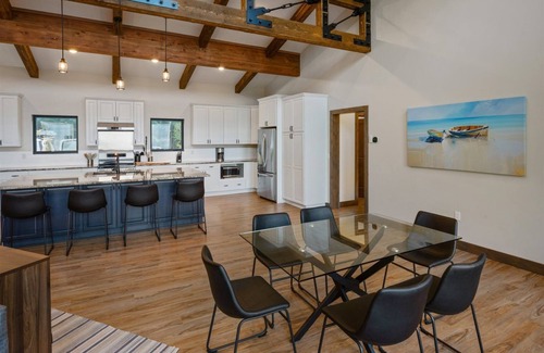 Sandpoint Casa | Mountain Modern Retreat | 3 Bed, 2 Bath