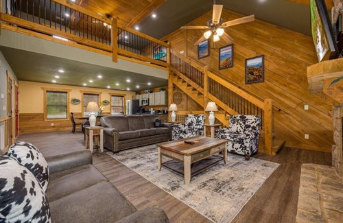 Gatlinburg Cabina | Mountain Palace