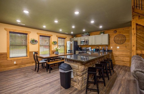 Gatlinburg Cabina | Mountain Palace