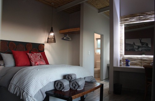 Damaraland Cabina | Mountain Peak Game Lodge Namibia