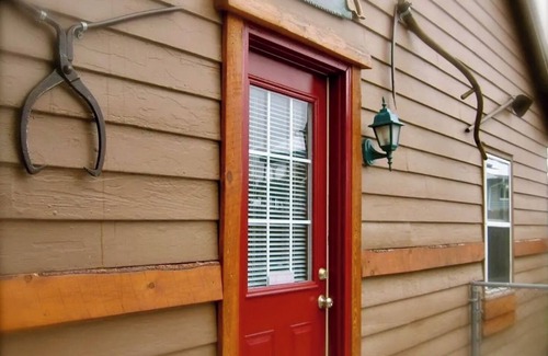 Hill City Cabina | Mountain Peaks Inn, ELKHORN MOUNTAIN SUITE, Downtown Hill City