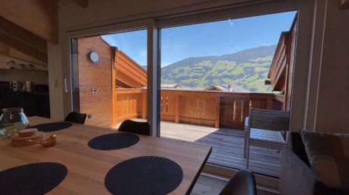 Fuegen Apartamento | Mountain Penthouse Top 8 & 9