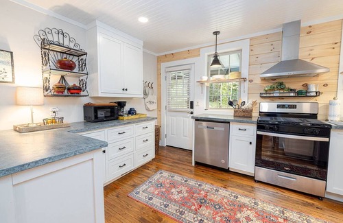 Mountain Rest Cabina | Mountain Rest Cottage Ivy Suite