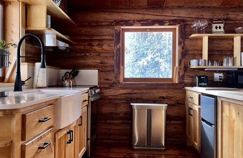 Wilson Cabina | Mountain retreat cabin, just right for the sport enthusiasts.