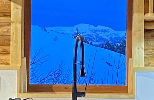 Wilson Cabina | Mountain retreat cabin, just right for the sport enthusiasts.