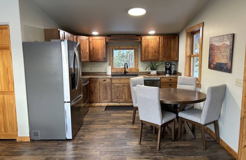 Helena Casa | Mountain Retreat close to town.