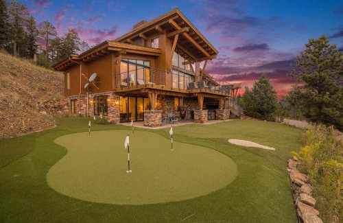 Bailey Casa | Mountain Retreat W Fire Pit & Deck Views