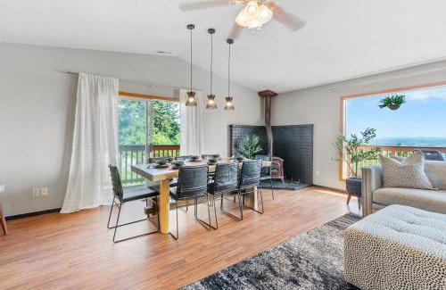 Northwest Portland Apartamento | Mountain & River View - Spacious - Modern Home!