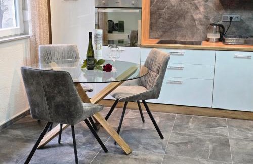 Orahovica Apartamento | Mountain Spirit Apartments near Lake Orahovica