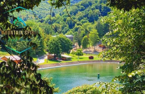 Orahovica Apartamento | Mountain Spirit Apartments near Lake Orahovica