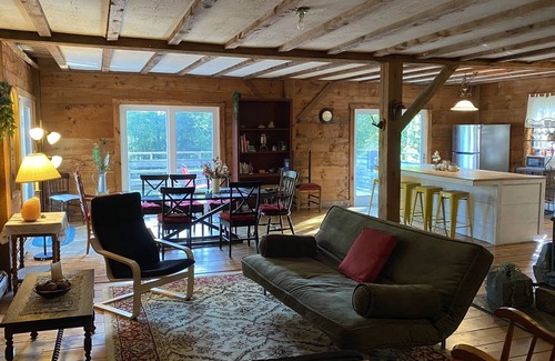 Williamsville Cabina | Mountain Top Escape
