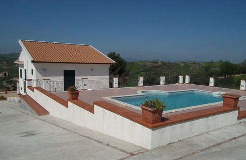 Ciminna Villa | Villa de alta montaña con piscina privada y vistas de 360 ​​grados