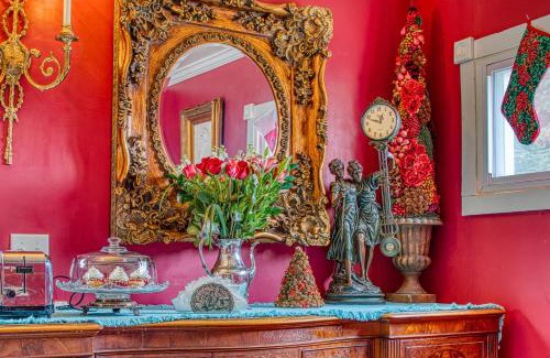 Maplecrest Cama Y Desayuno | Mountain Treasure Bed and Breakfast