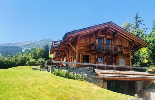 Cordon Chalet De Esquí | Mountain vacations in a chalet with an exceptional view