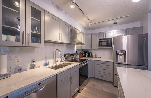 Canmore Condominio | Mountain View 1 BR - Full Kitchen-BBQ-AC