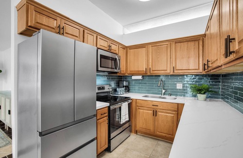 Palm Desert Condominio | Mountain View 2-Bedroom Condo, Gated Community 1 Mile from El Paseo