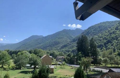 Saint-Beat Apartamento | Mountain view 2-bedroom Pyrenees apartment