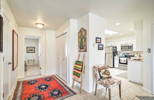 Northeast Heights Casa | Albuquerque Townhome w / Patio & Mountain Views!