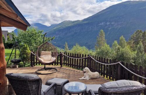 Stryn Apartamento | Mountain View Apartment