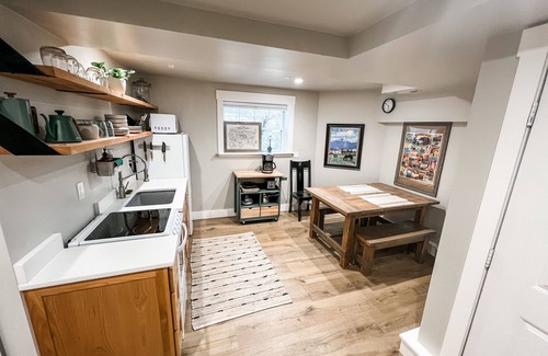 La Grande Casa | Mountain View Bungalow