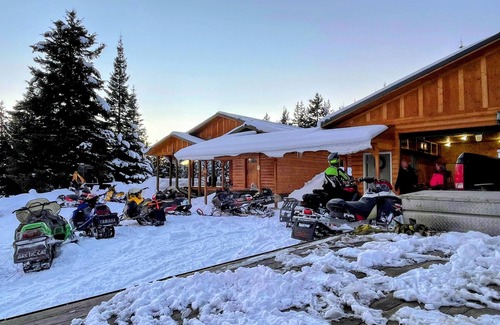 Elk City Casa | Mountain View Cabin
