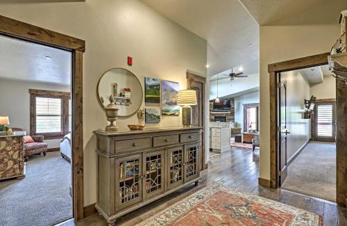 Park City Apartamento | Mountain-View Condo about 9 Mi to Park City Skiing