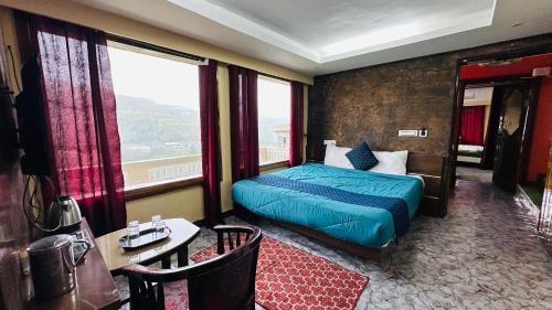 Ooty Hotel | Mountain view cottage ooty