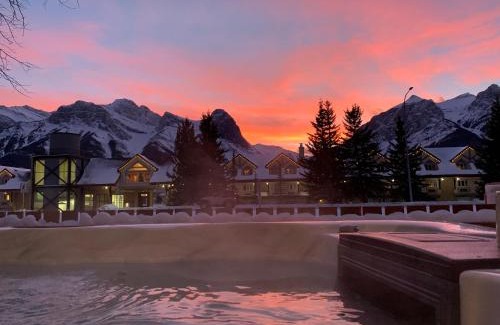 Teepee Town Casa | Mountain View Escape with Private Hot Tub & Patio