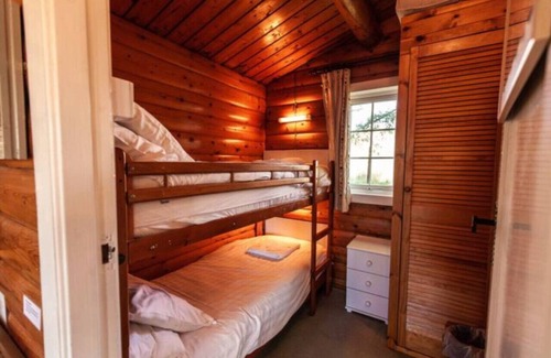 Bronaber Cabina | Mountain View 3 Bed Log Cabin