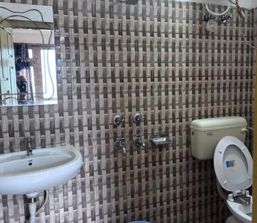 Tosh Casa | Mountain View guesthouses &cafe