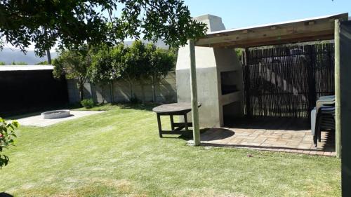 Franskraal Casa | Mountain View Holiday Home