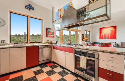 Missouri Heights Casa | Mountain-view house in Carbondale with private tennis, hot tub, deck & patio