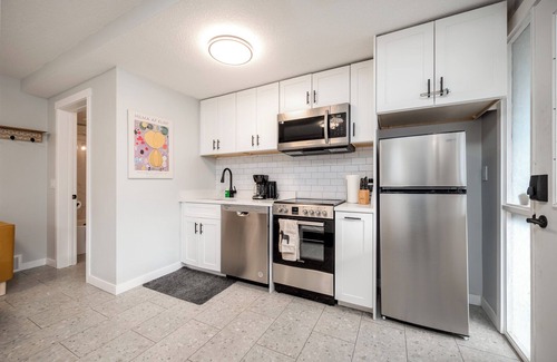 Harvie Heights Apartamento | Mountain View King Studio at Banff National Park Gate