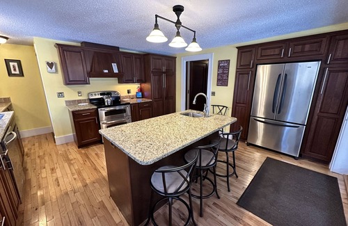Jay Casa | Mountain View Loj overlooking the majestic Adirondack Mountains & Ausable River